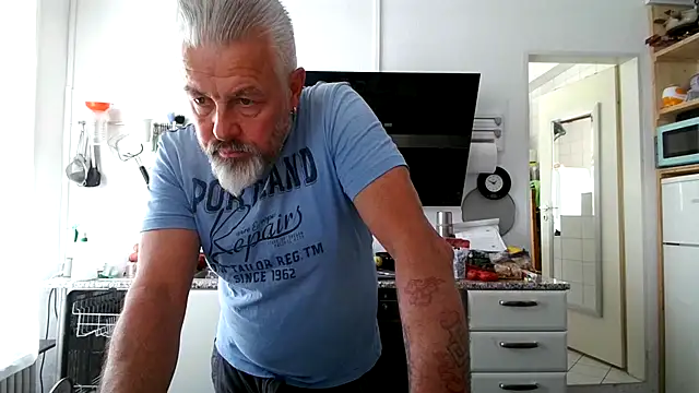 Berg Boy online show from 5, 6, 2026