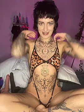 littleinkedblaise666 online show from 16, 6, 2026