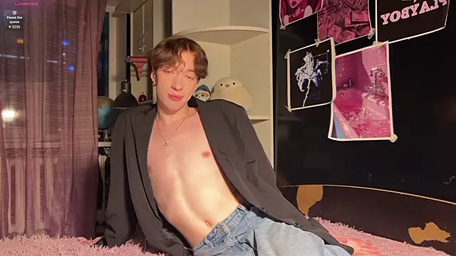 vogueslay online show from 11, 6, 2026