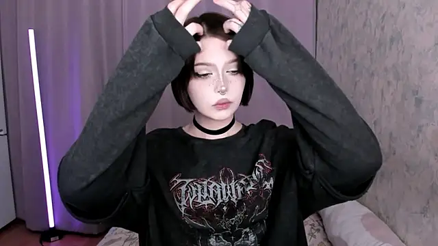 amelia mays xx online show from 17, 6, 2026
