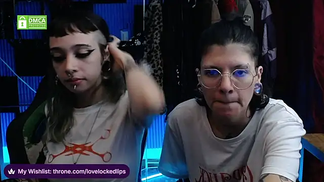lovelockedlips online show from 8, 6, 2026