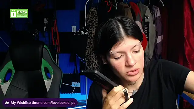 lovelockedlips online show from 9, 6, 2026