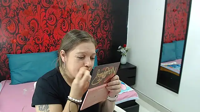 Samanta SS online show from 4, 6, 2026