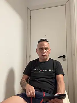 Snapshot of mateocali25 chatting on 17, 7, 2026 mateocali25 online show from 17, 7, 2026