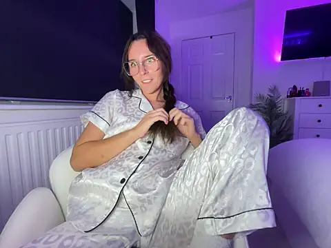 Missalex xo online show from 14, 6, 2026