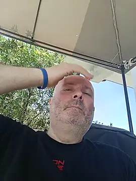 Alexis Bull online show from 15, 6, 2026