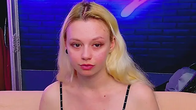 AlessiaCroft online show from 12, 6, 2026