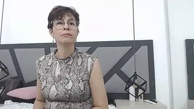 amanda ramirez online show from 5, 6, 2026