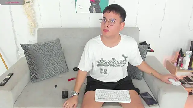 Young Ben online show from 8, 6, 2026