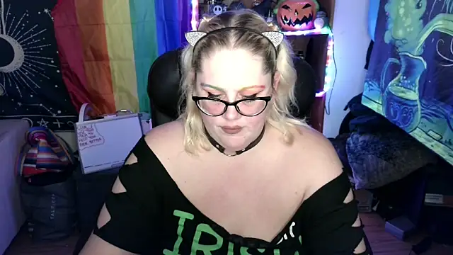 Kinky Witch online show from 17, 6, 2026