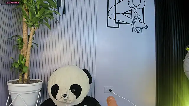 Snapshot of Im_perla_ chatting on 29, 10, 2025 Im perla online show from 29, 10, 2025