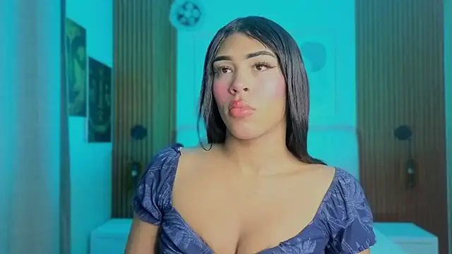 Snapshot of Im_perla_ chatting on 5, 12, 2025 Im perla online show from 5, 12, 2025