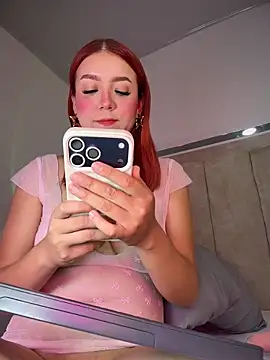 Mia Juicyberry online show from 12, 6, 2026