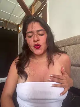 EmilyNoir1 online show from 12, 6, 2026