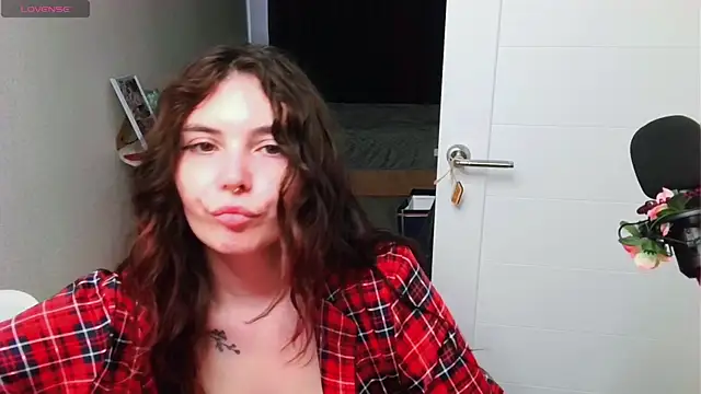 peachyness online show from 14, 6, 2026