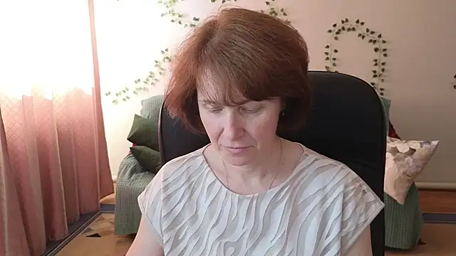 Lia Tito online show from 12, 6, 2026