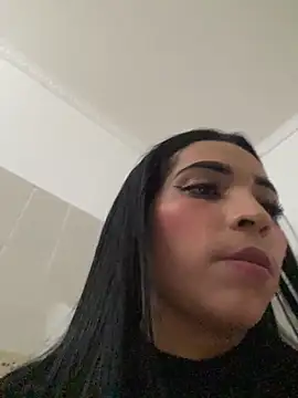 Snapshot of Rosa_25x chatting on 27, 5, 2026 Rosa 25x online show from 27, 5, 2026