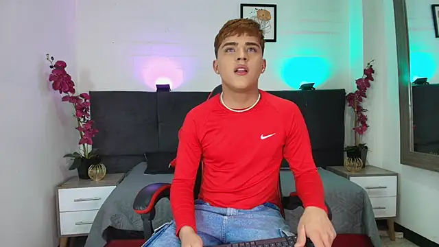 Lucass love online show from 13, 6, 2026
