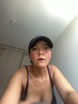 Tinymilf  online show from 17, 6, 2026
