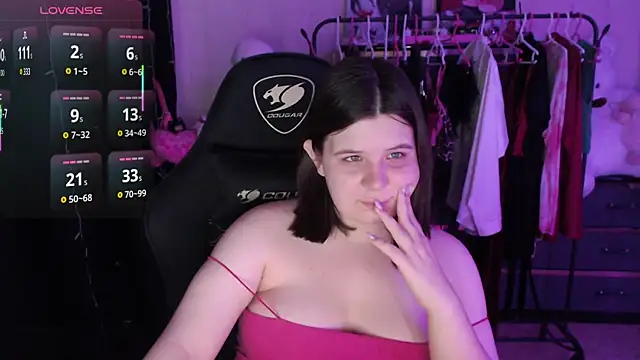 AmyVibess online show from 18, 6, 2026