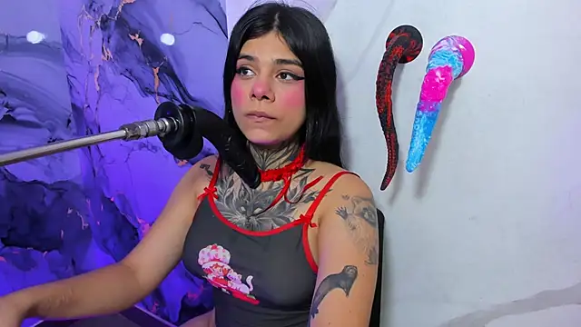 Emily Evo online show from 18, 6, 2026