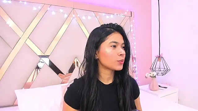 Snapshot of samantaa_shy chatting on 20, 6, 2026 samantaa shy online show from 20, 6, 2026