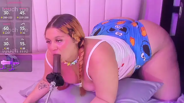 sharlotthe bigass online show from 20, 6, 2026