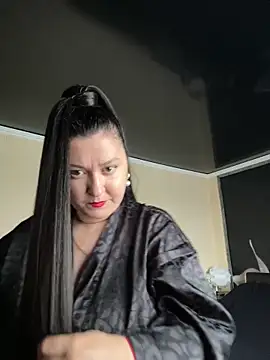 Snapshot of Liza_Will chatting on 5, 5, 2026 Liza Will online show from 5, 5, 2026