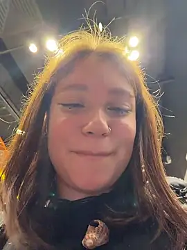lucy-joy online show from 16, 6, 2026