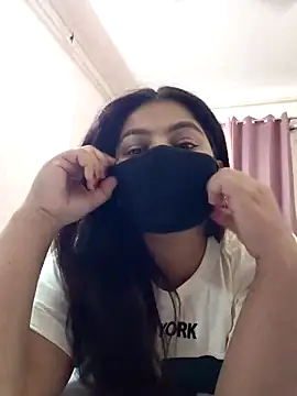 Snapshot of Aavya_007 chatting on 14, 6, 2026 Aavya 007 online show from 14, 6, 2026