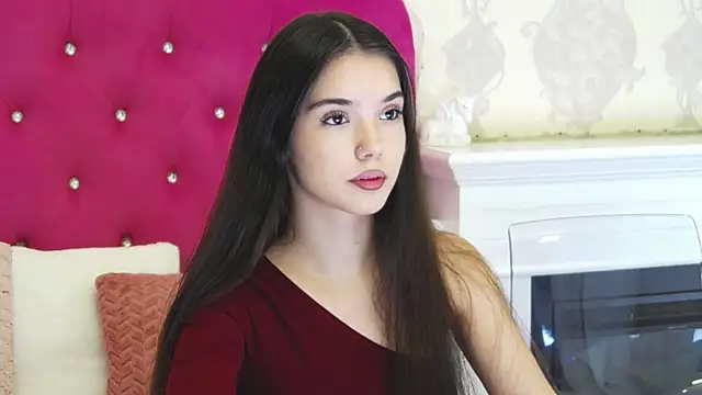Snapshot of AlexisDevine chatting on 19, 6, 2026 AlexisDevine online show from 19, 6, 2026