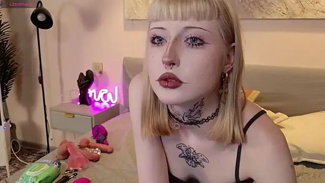 MilkMeSoftly online show from 21, 6, 2026