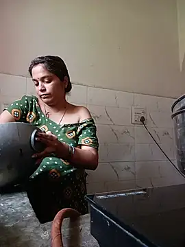 Trisha 71 online show from 14, 6, 2026