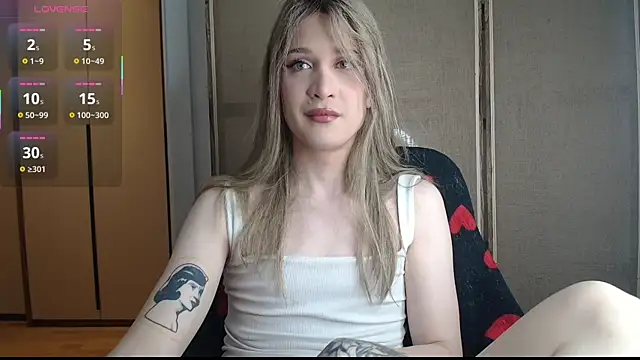 Crystal Valentine online show from 16, 6, 2026