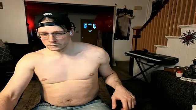 Snapshot of MasterDaddyCool chatting on 3, 6, 2026 MasterDaddyCool online show from 3, 6, 2026