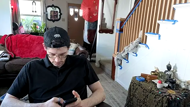 Snapshot of MasterDaddyCool chatting on 5, 6, 2026 MasterDaddyCool online show from 5, 6, 2026