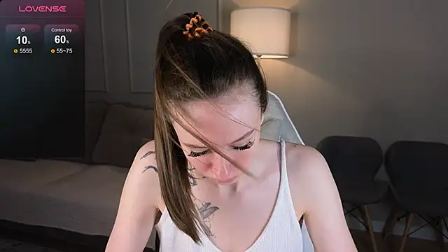 cutienaughtygirl online show from 23, 6, 2026