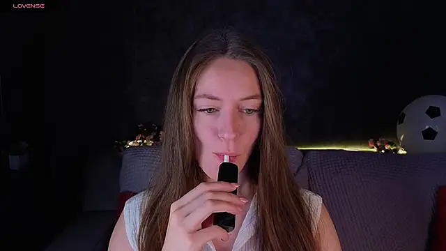 Agnes Wells online show from 20, 6, 2026