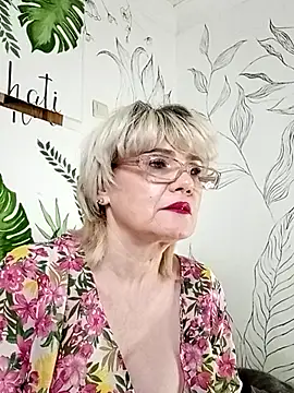 Catty Lady online show from 29, 5, 2026