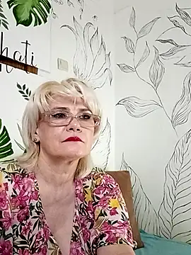 Catty Lady online show from 11, 6, 2026