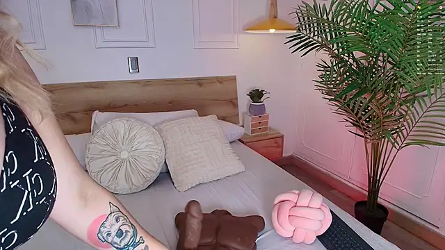 Mariee rosee online show from 5, 6, 2026