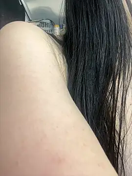 Briana Hottt online show from 19, 6, 2026
