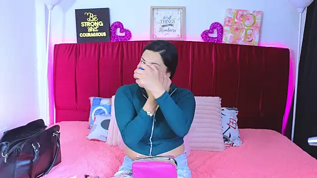 cuteeimy online show from 16, 6, 2026