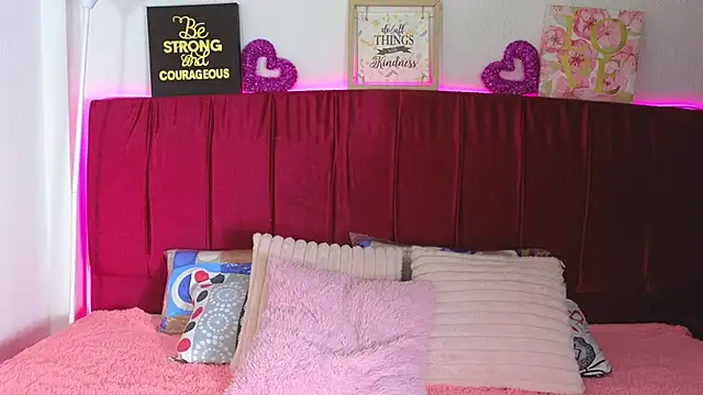 cuteeimy online show from 23, 6, 2026
