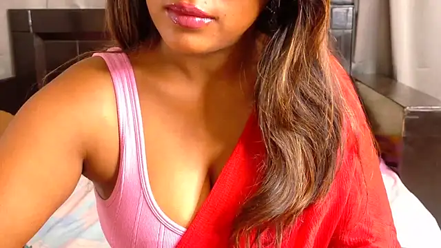 Snapshot of nylaahh-12 chatting on 31, 5, 2026 nylaahh-12 online show from 31, 5, 2026