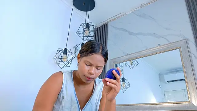 keyla mejia online show from 18, 6, 2026