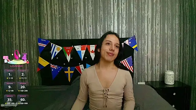 Alicee Moonn online show from 14, 6, 2026