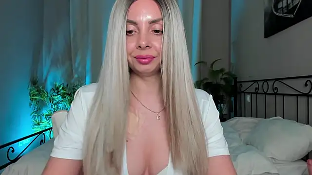 VelvetEliza online show from 9, 6, 2026