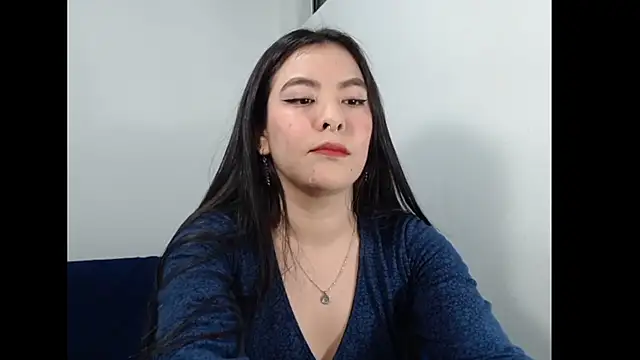 EloiseJun online show from 19, 4, 2026