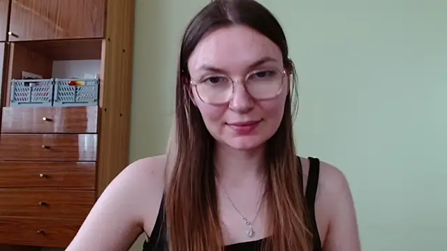 LooveELLYx online show from 10, 6, 2026